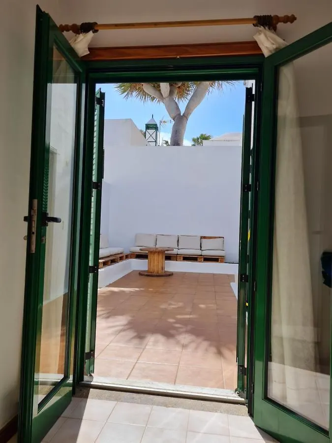 Cozy Waterman Beach House Costa Teguise